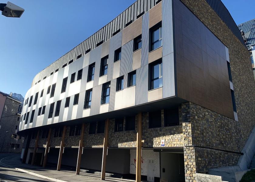 Occitanie Pas de la Casa Facade