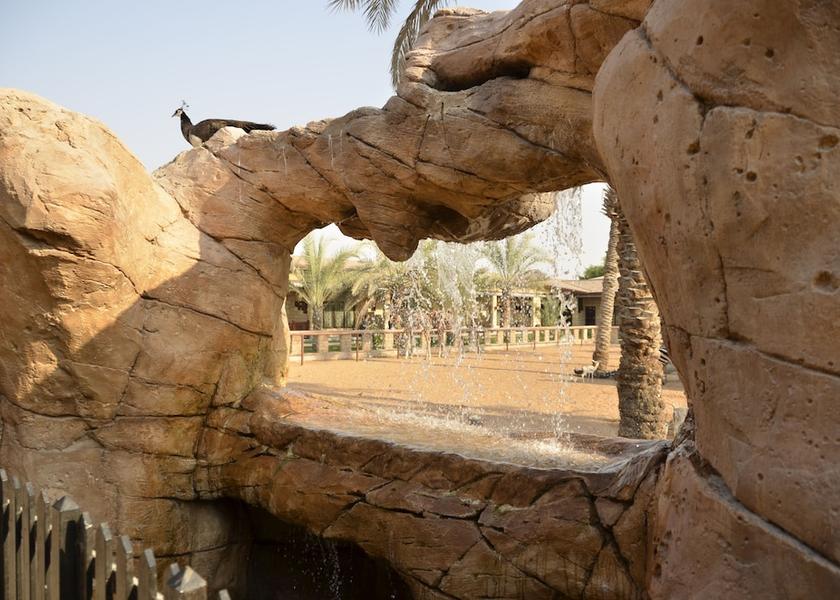 Abu Dhabi Abu Dhabi Exterior Detail