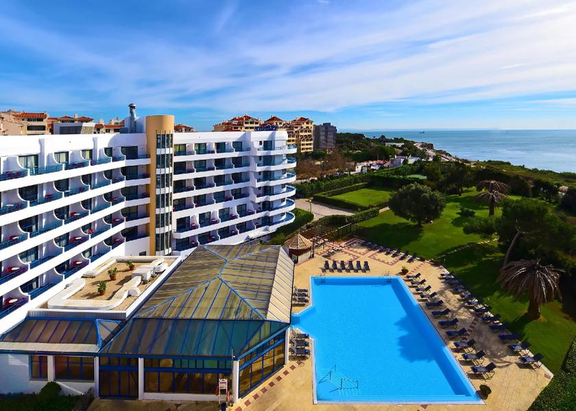  Cascais exterior view