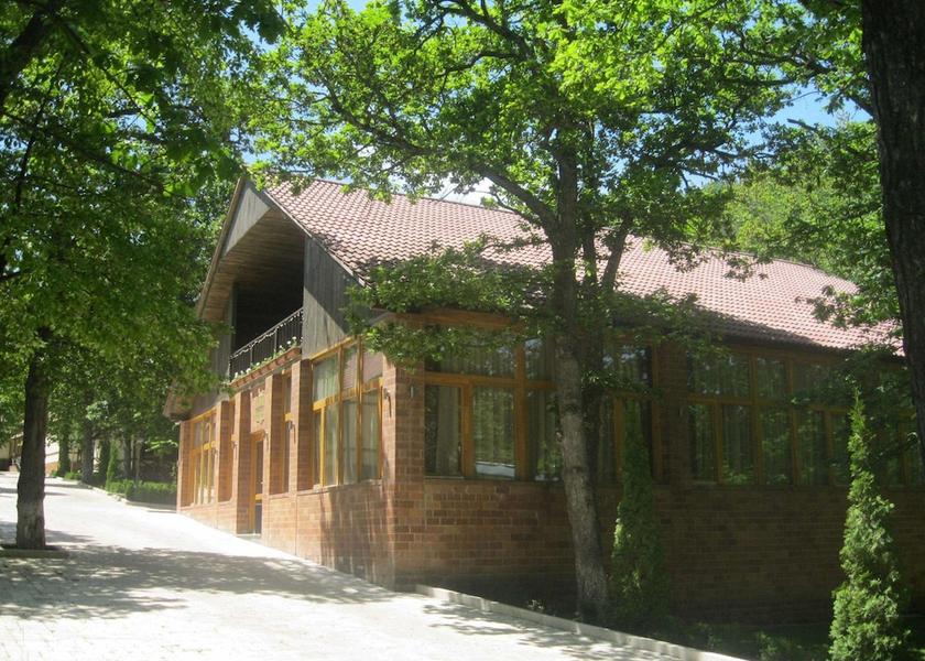  Tsaghkadzor Restaurant