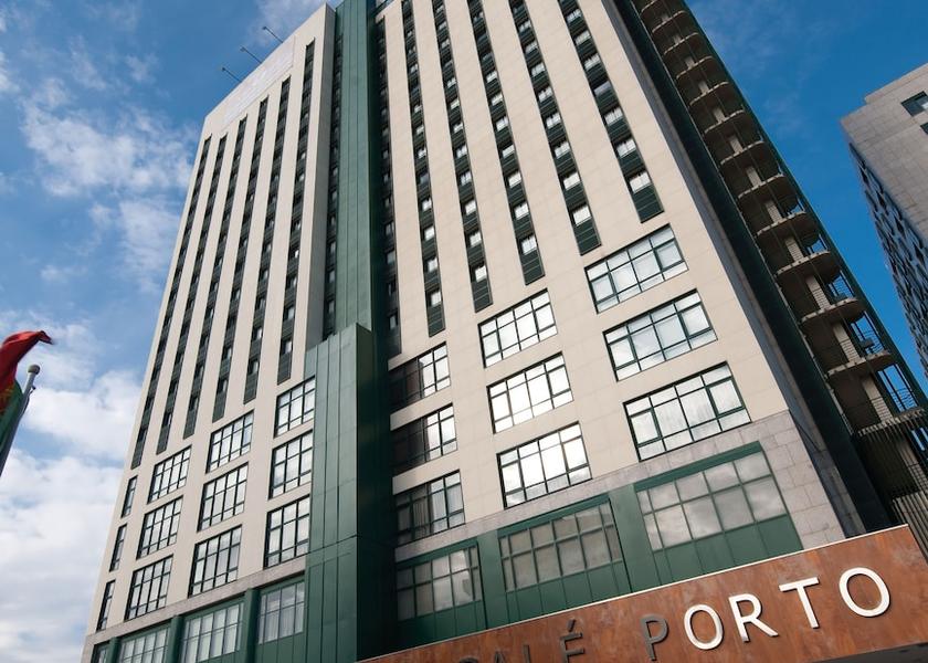 Porto Porto Property entrance