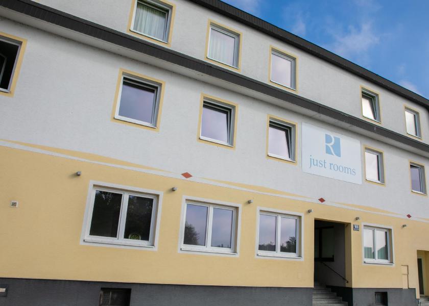 Lower Austria Schwechat Hotel Exterior
