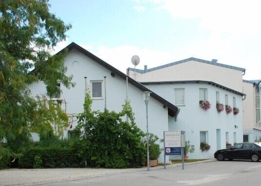 Burgenland Podersdorf am See Facade