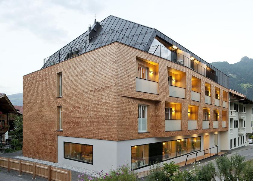 Tyrol Schwendau Facade