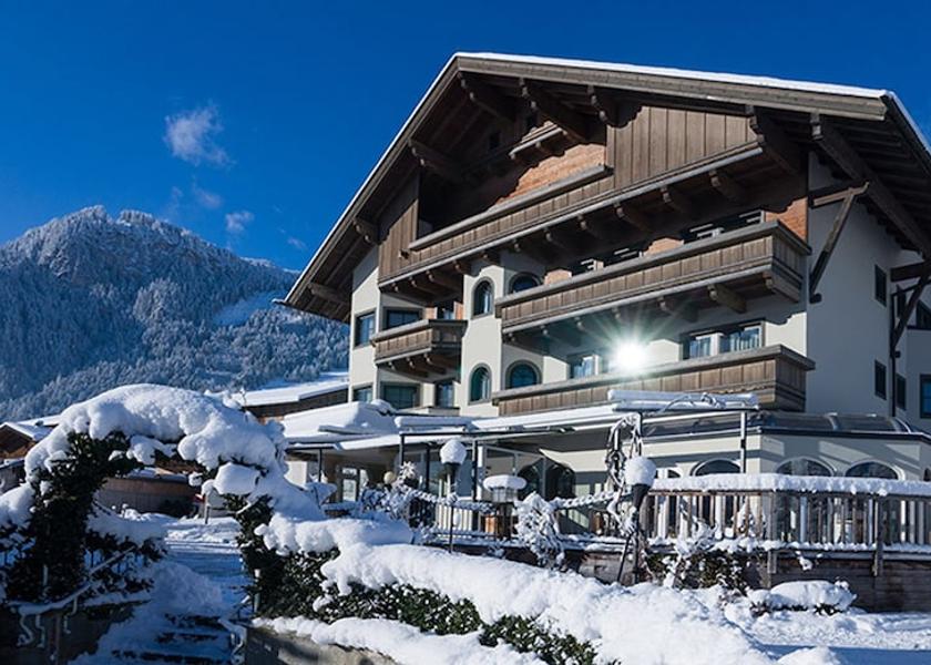 Tyrol Schwendau Facade