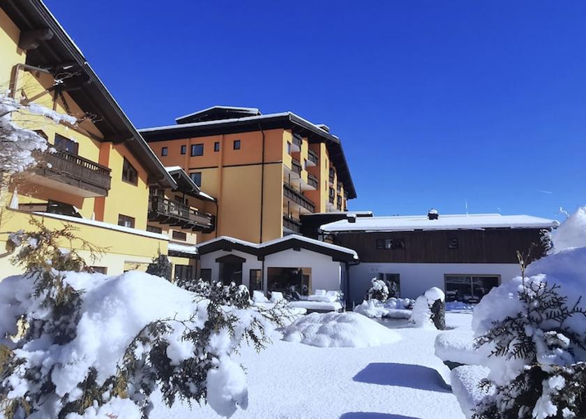 Tyrol Brixen im Thale Garden