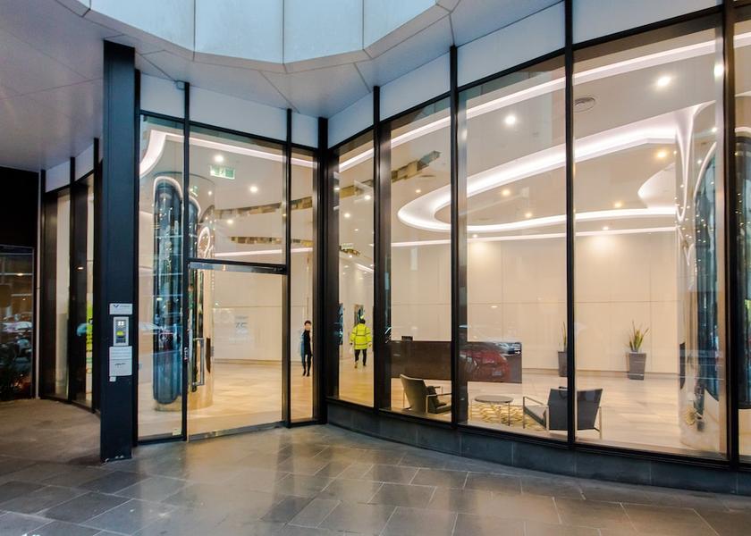 Victoria Melbourne Interior Entrance