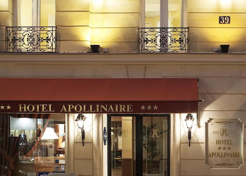 Île-de-France Paris Front of property