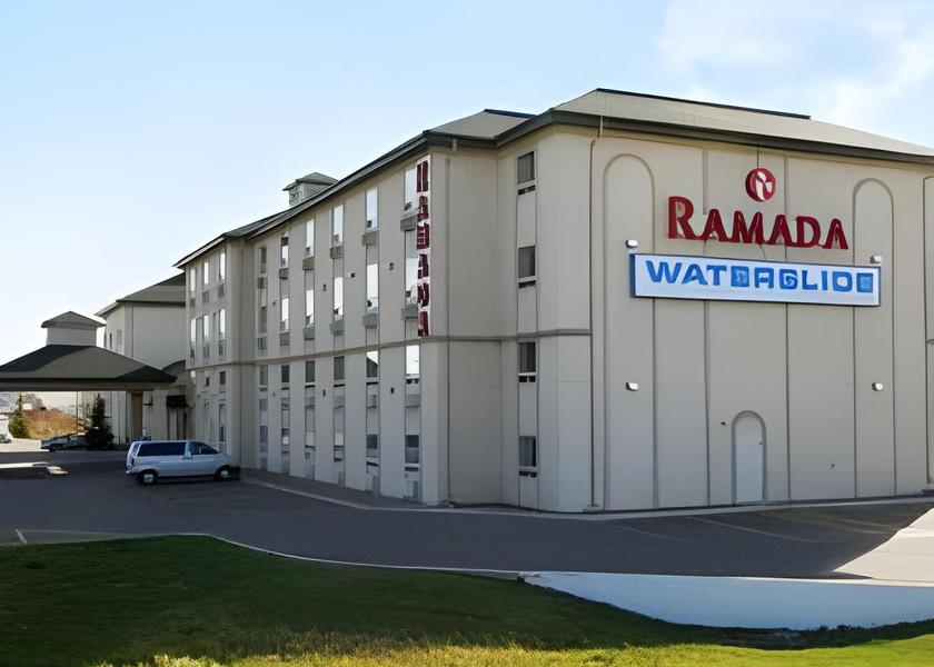 Alberta Red Deer Hotel Exterior
