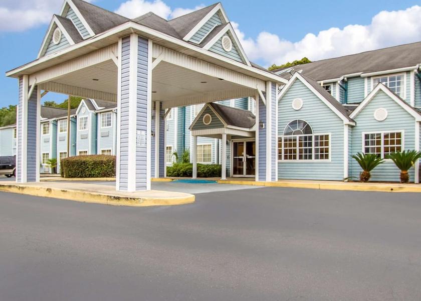 Alabama Mobile Exterior Detail