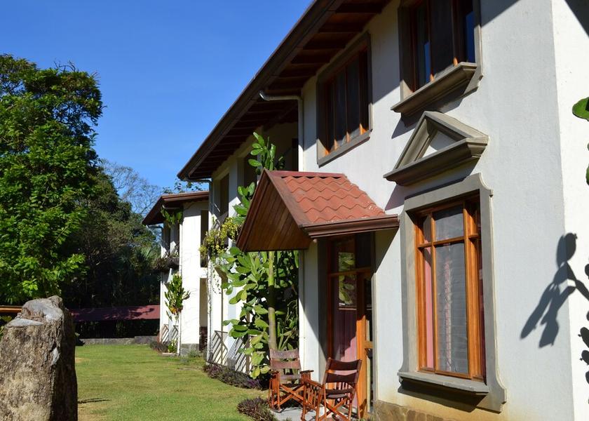 Alajuela Alajuela Facade