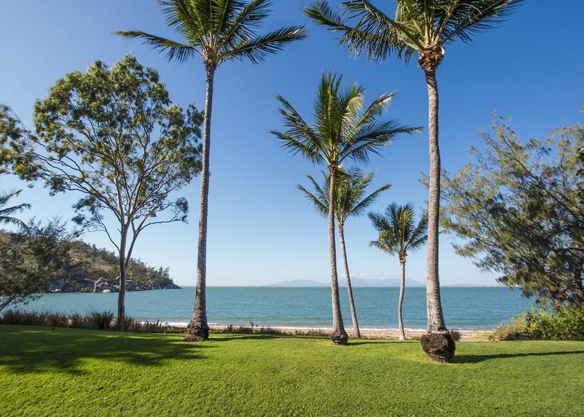 Townsville City Picnic Bay Beach