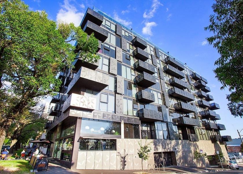 Victoria Melbourne Exterior Detail
