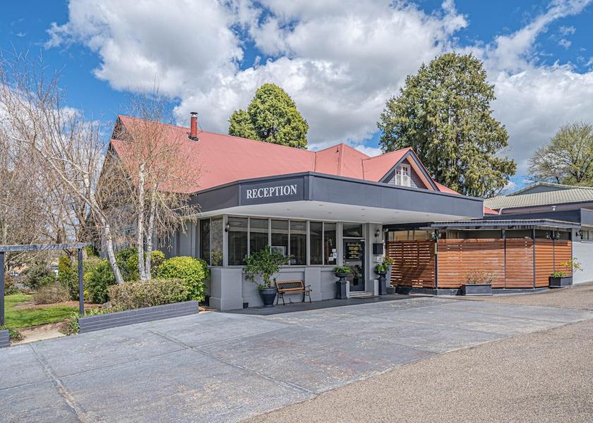 New South Wales Armidale Facade