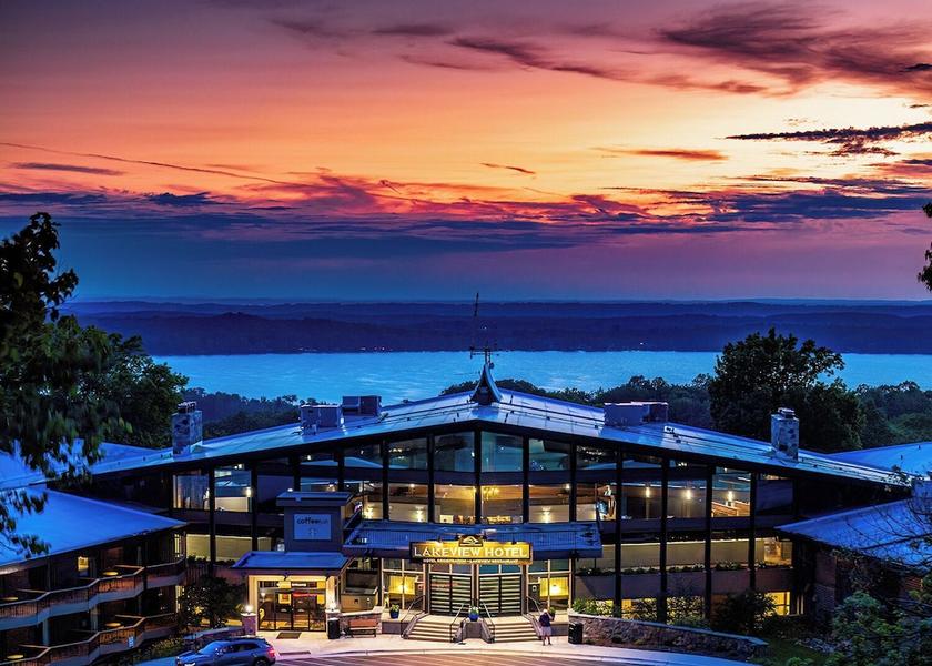 Michigan Bellaire Facade