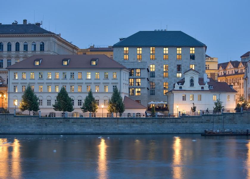 Prague (region) Prague Exterior