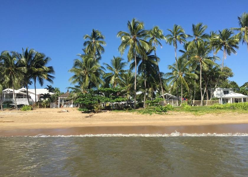 Queensland Cairns Beach
