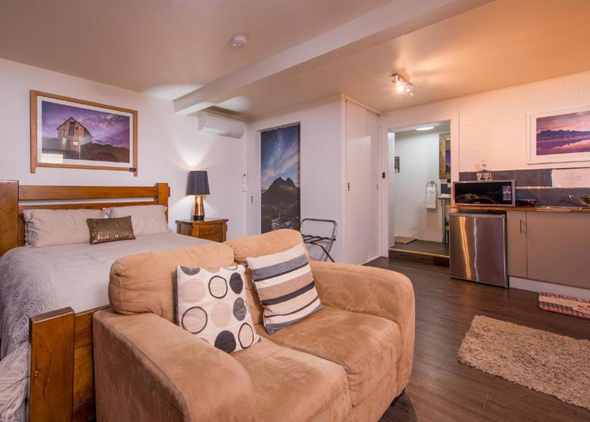 Tasmania Burnie Executive Studio
