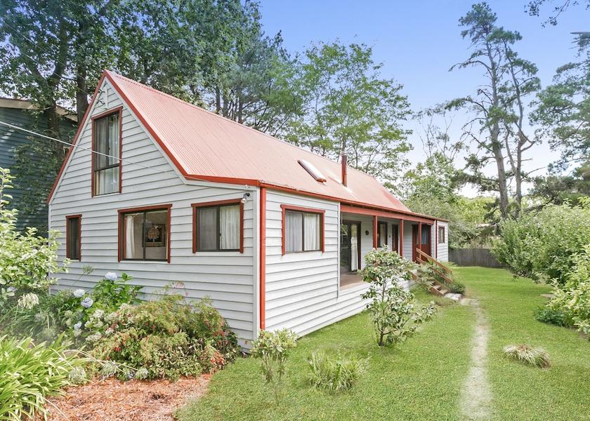 New South Wales Wentworth Falls Primary image