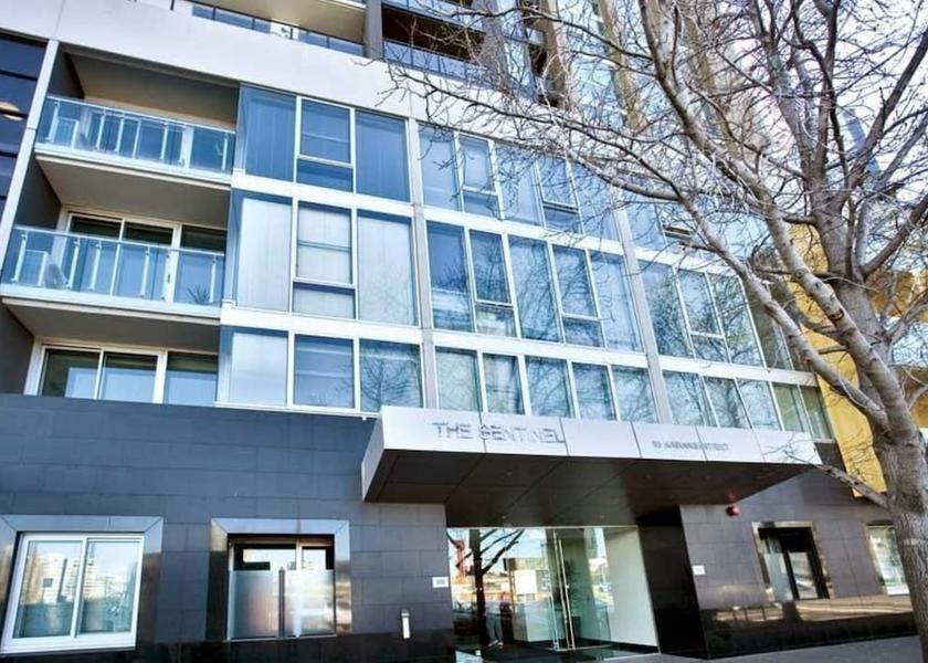 Victoria Melbourne Exterior Detail