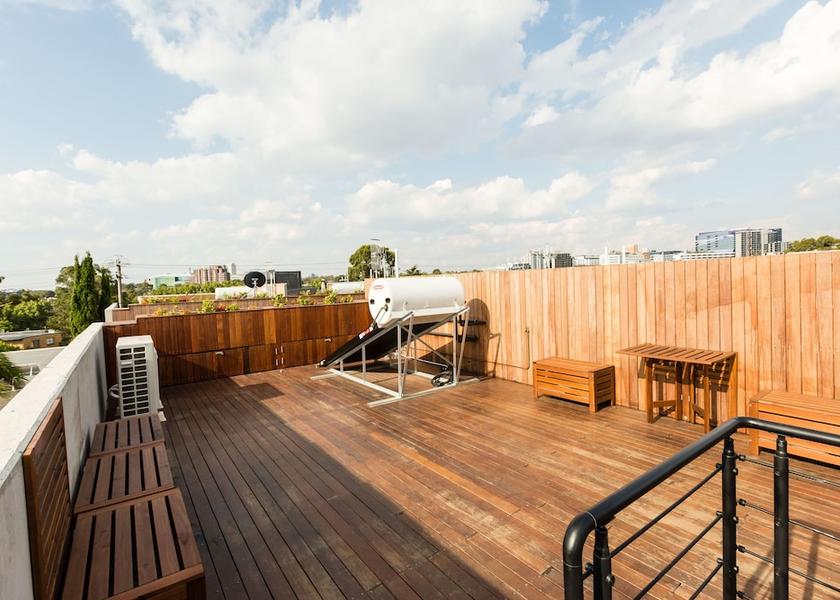Victoria Melbourne Terrace