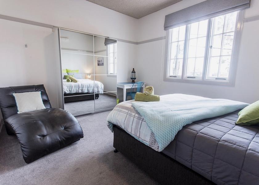 Queensland Spring Hill Room