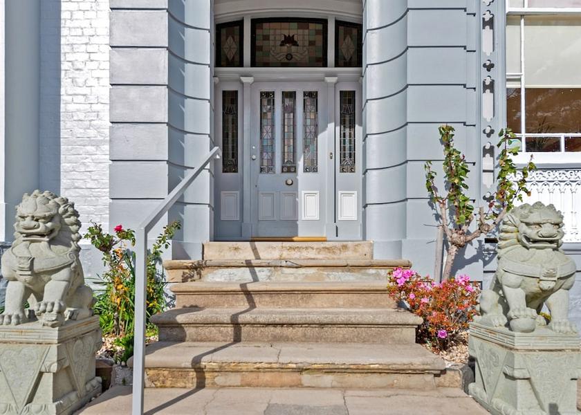 Tasmania Launceston Entrance