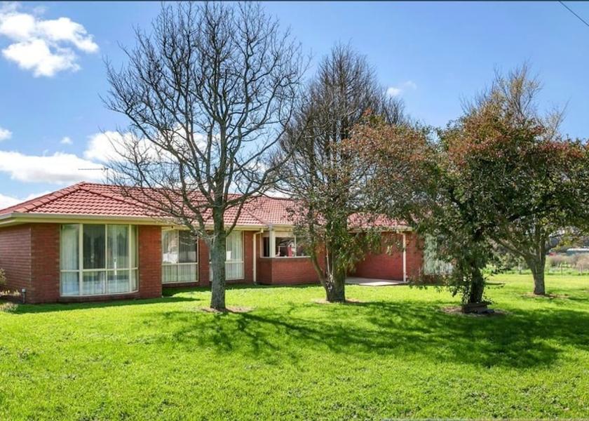 Victoria Bungaree Primary image