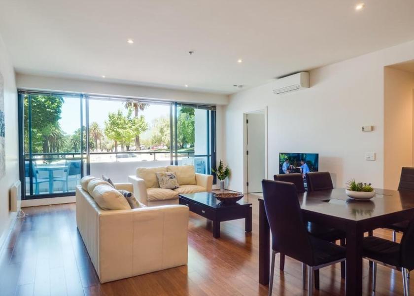 Victoria Geelong Interior Entrance