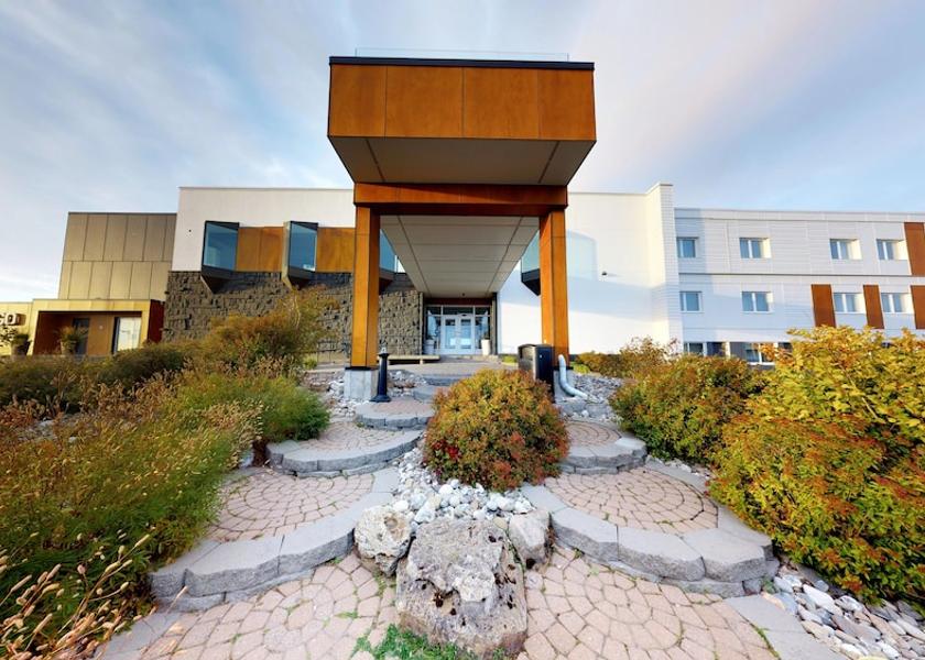 Quebec Matane Property entrance