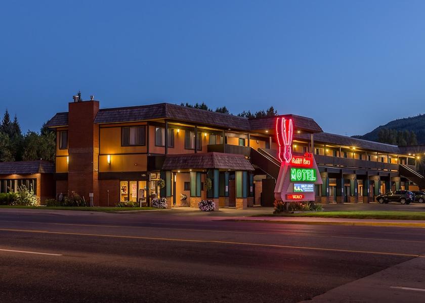 Colorado Steamboat Springs Front of property - evening/night