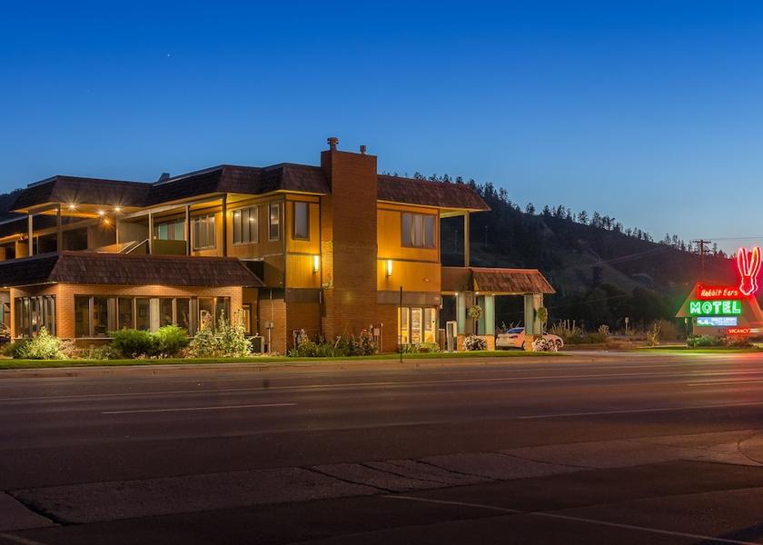 Colorado Steamboat Springs Front of property - evening/night