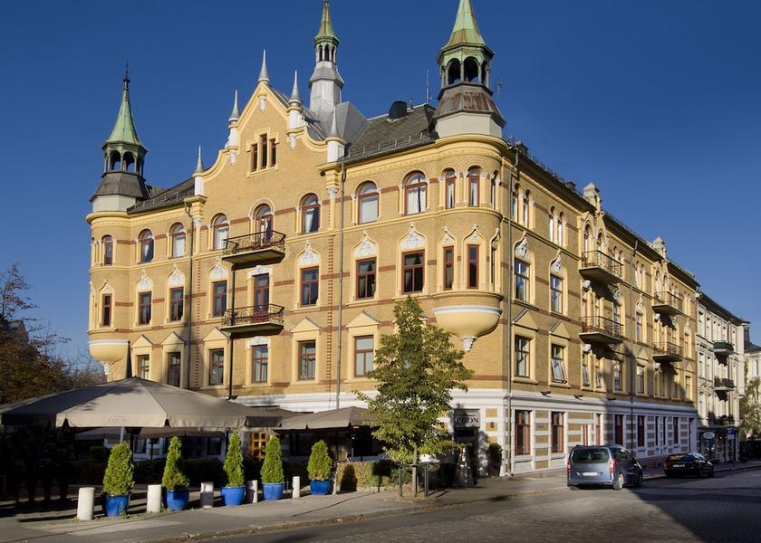  Oslo Facade