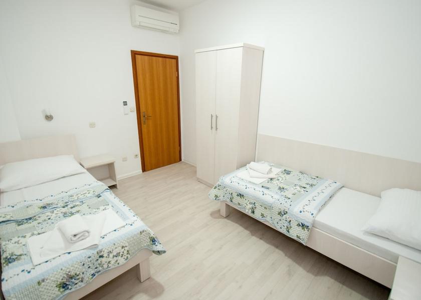 Herzegovina-Neretva Canton Medjugorje Room