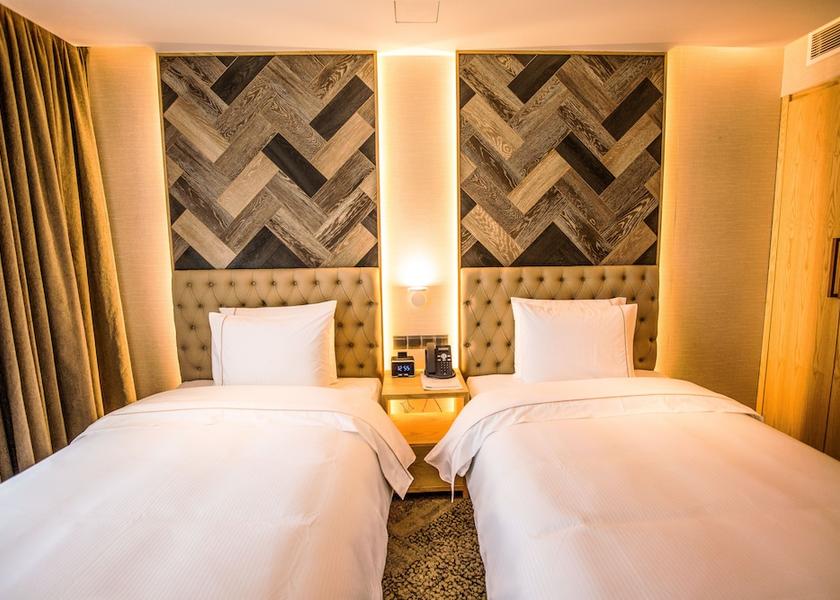  Dhaka Room