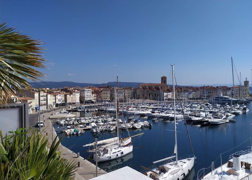 Provence - Alpes - Cote d'Azur La Ciotat Exterior Detail