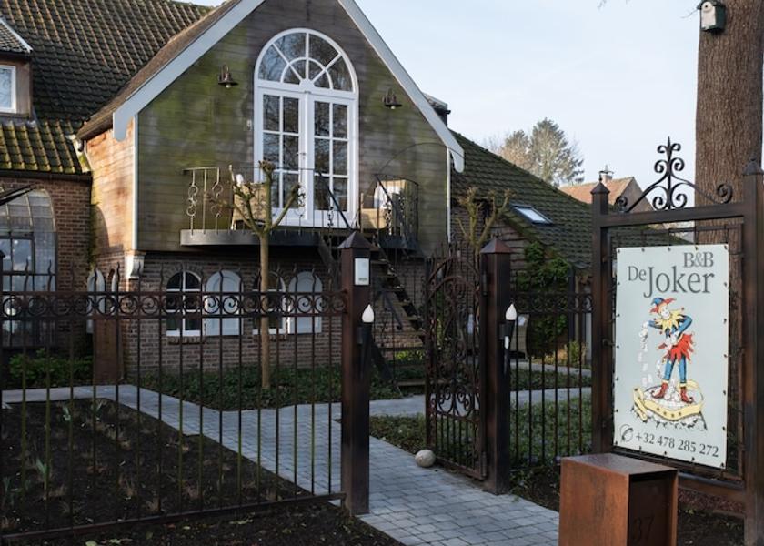 Flemish Region Turnhout Facade