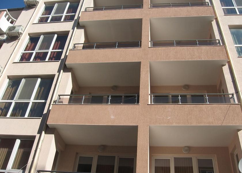 Burgas Pomorie Facade