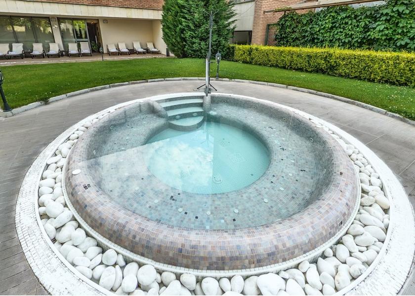  Hisarja Property Grounds