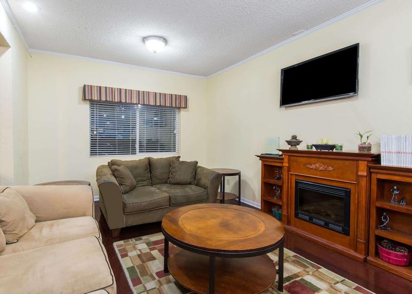 Missouri Kansas City Lobby