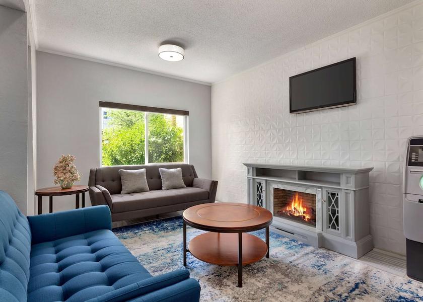 Missouri Kansas City Lobby