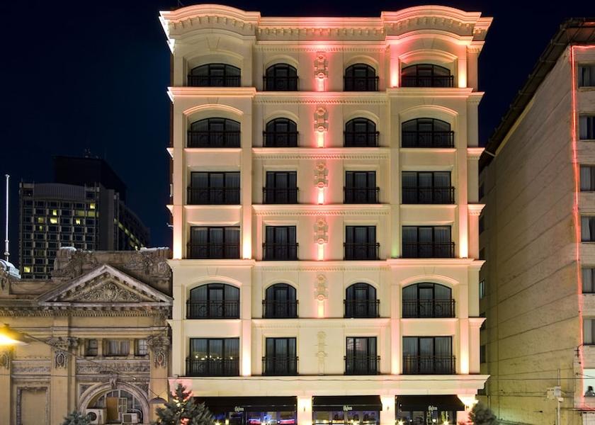 Istanbul Istanbul Front of property - evening/night