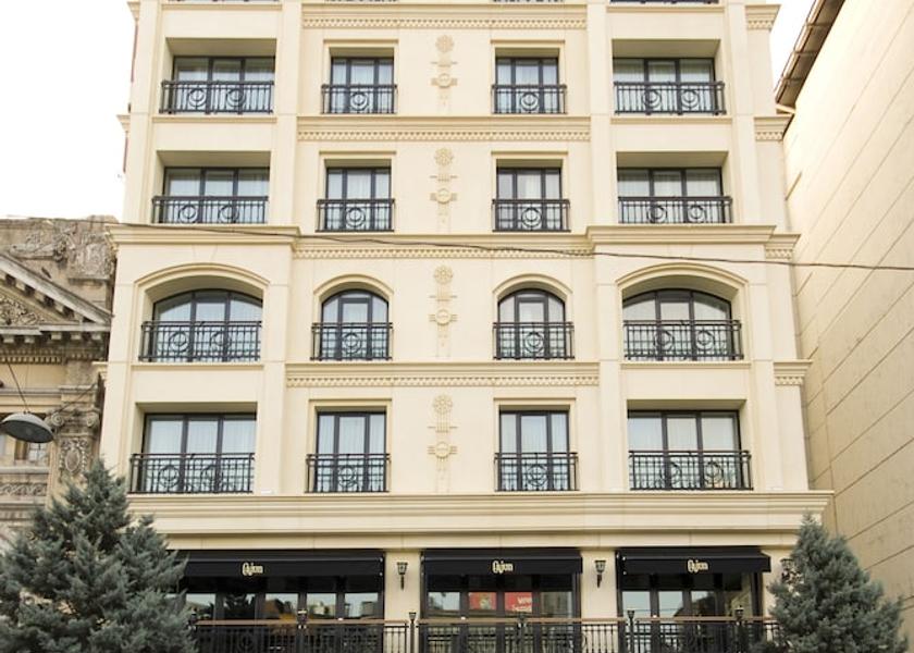  Istanbul Facade