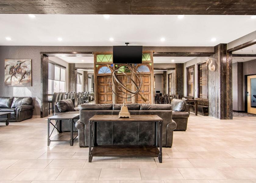 Saskatchewan North Battleford Lobby