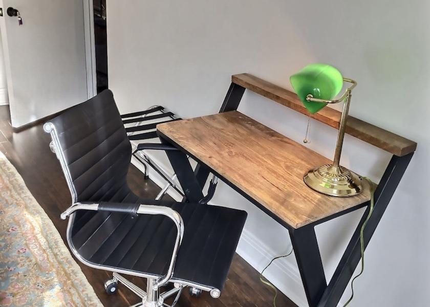 Quebec Montreal Room