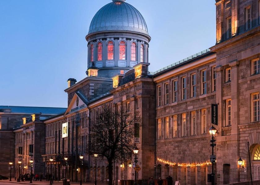 Quebec Montreal Exterior