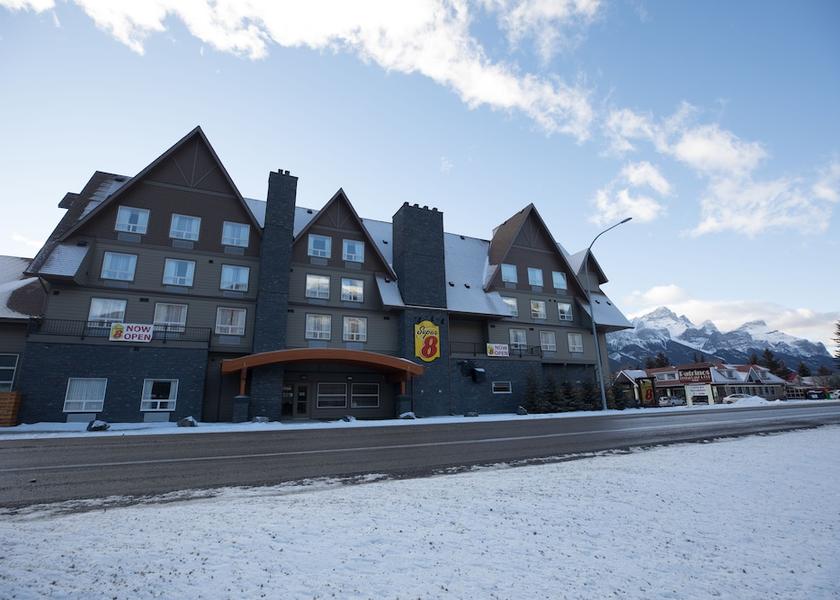 Alberta Canmore Exterior Detail