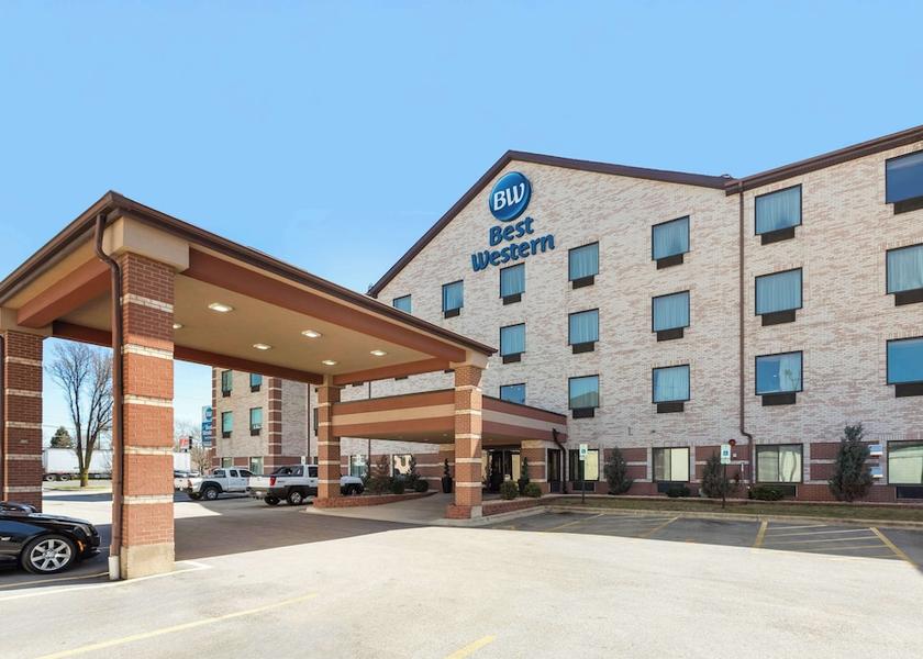 Illinois Burbank Exterior Detail