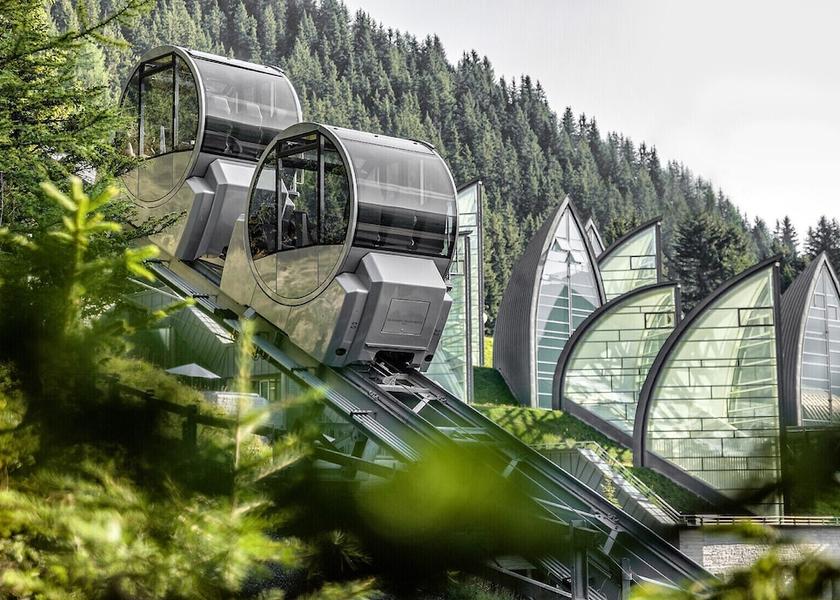 Graubuenden Arosa Exterior Detail