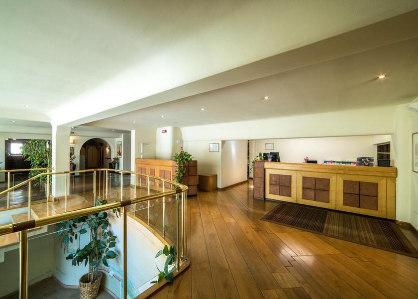 Tuscany Colle di Val d'Elsa Lobby
